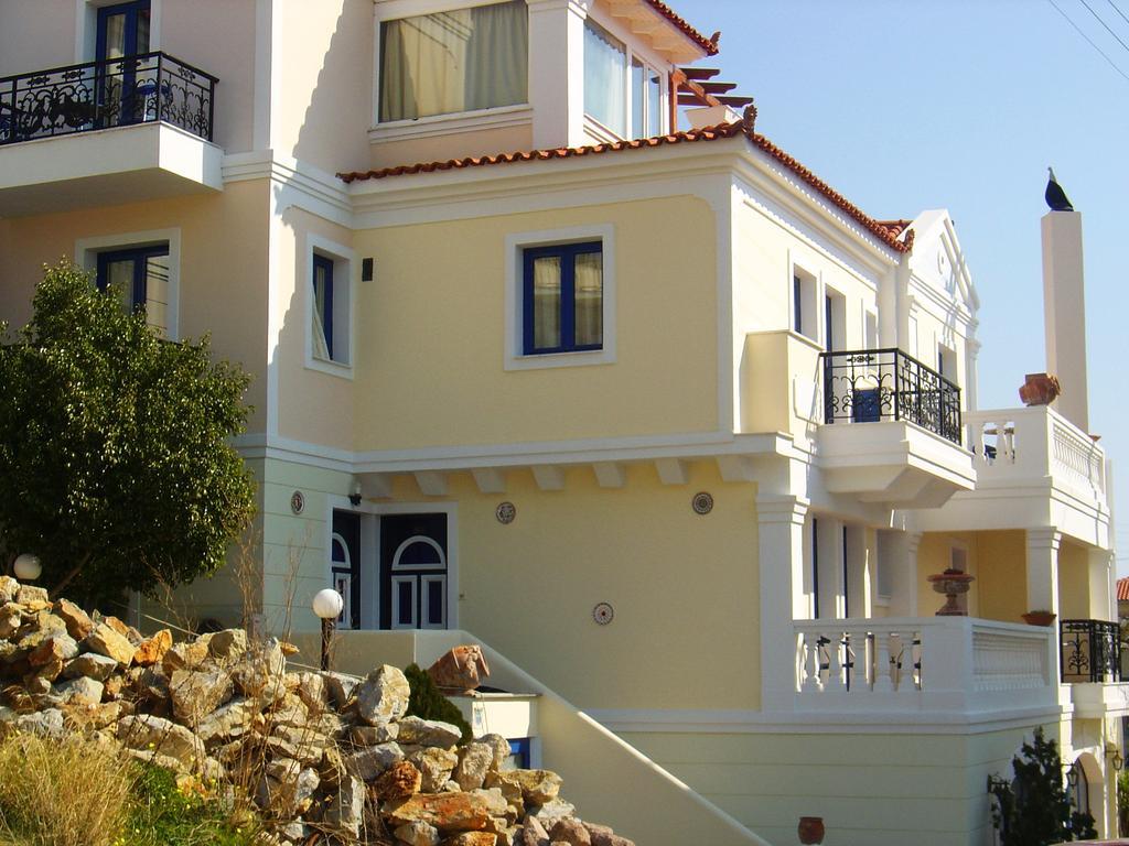 Poros Town Kalimera Hotel מראה חיצוני תמונה